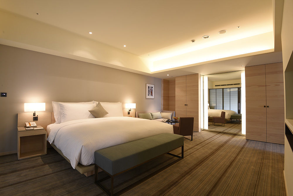 Hotel Cozzi Ximen Tainan Zewnętrze zdjęcie